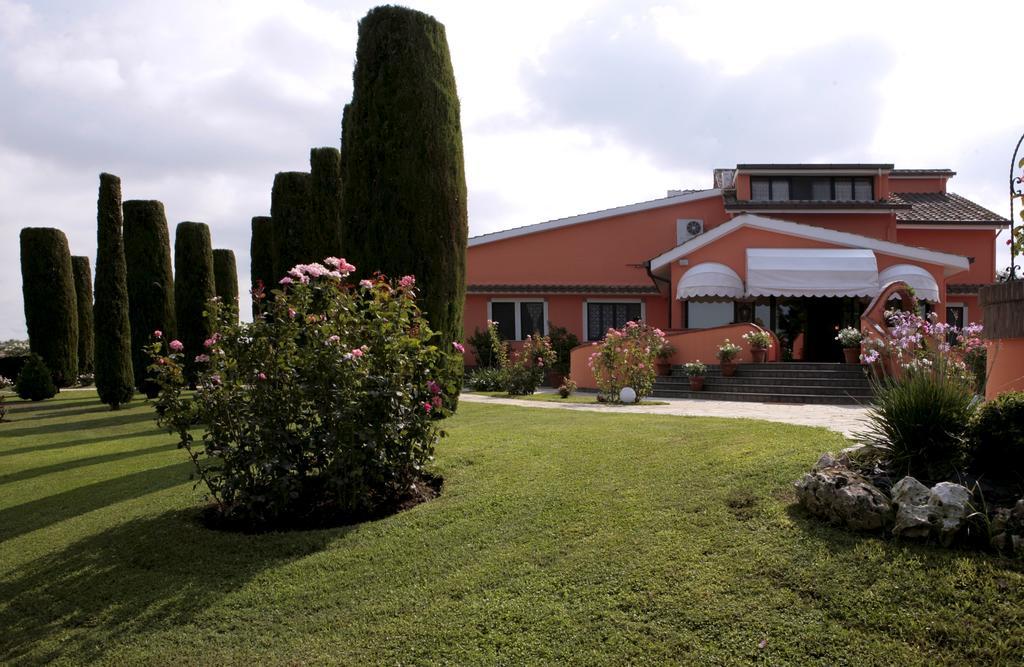 Villa Francesca Pomezia Roma Екстериор снимка